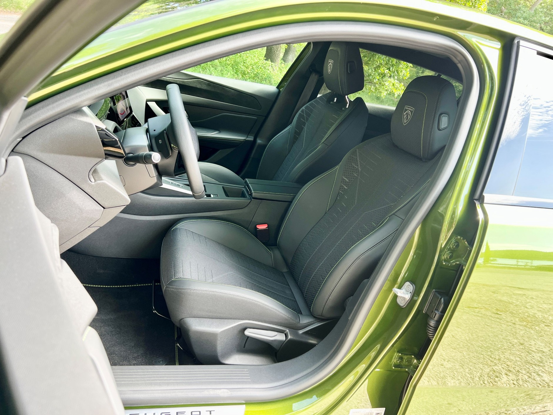 Peugeot 408 (wersja po restylizacji)