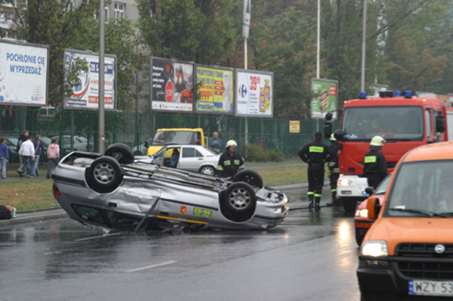 Przyhamuj, zredukuj bieg