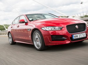 Jaguar XE 25d AWD R-Sport - z nowym, mocnym dieslem