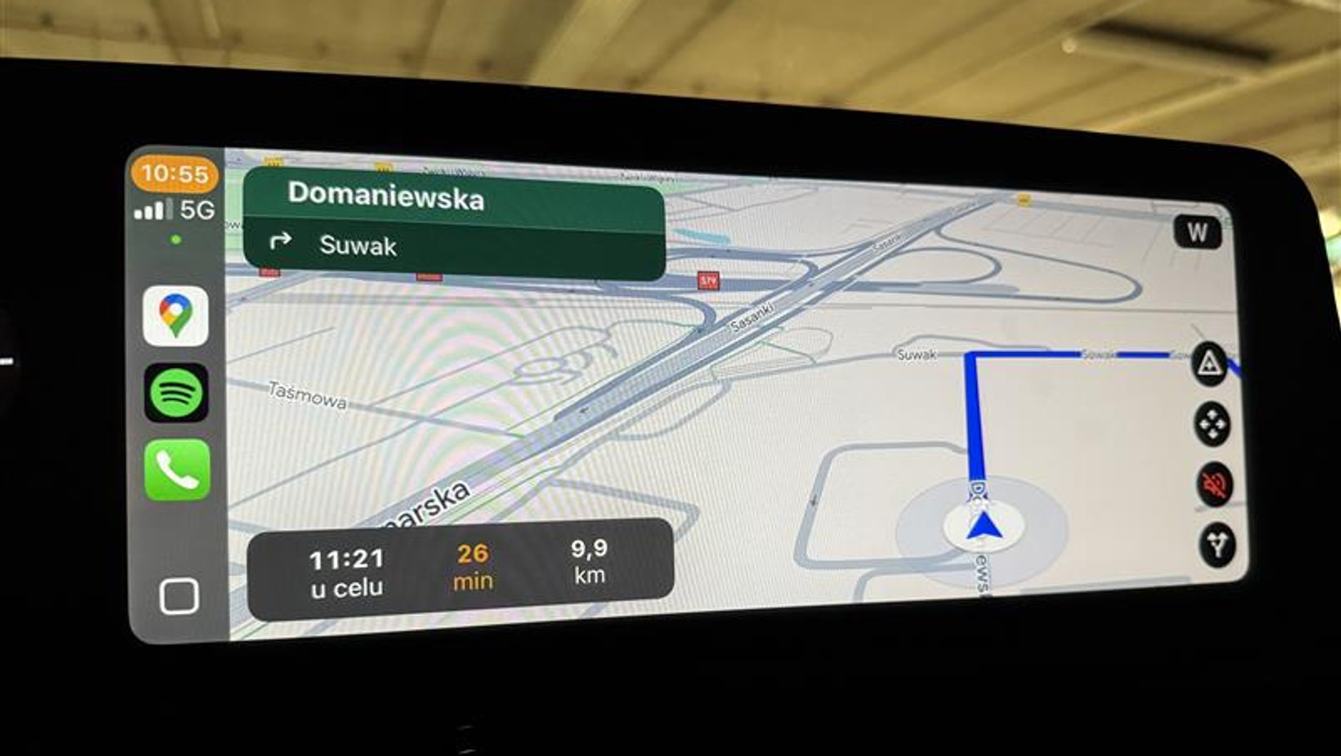 Google Maps w Apple CarPlay