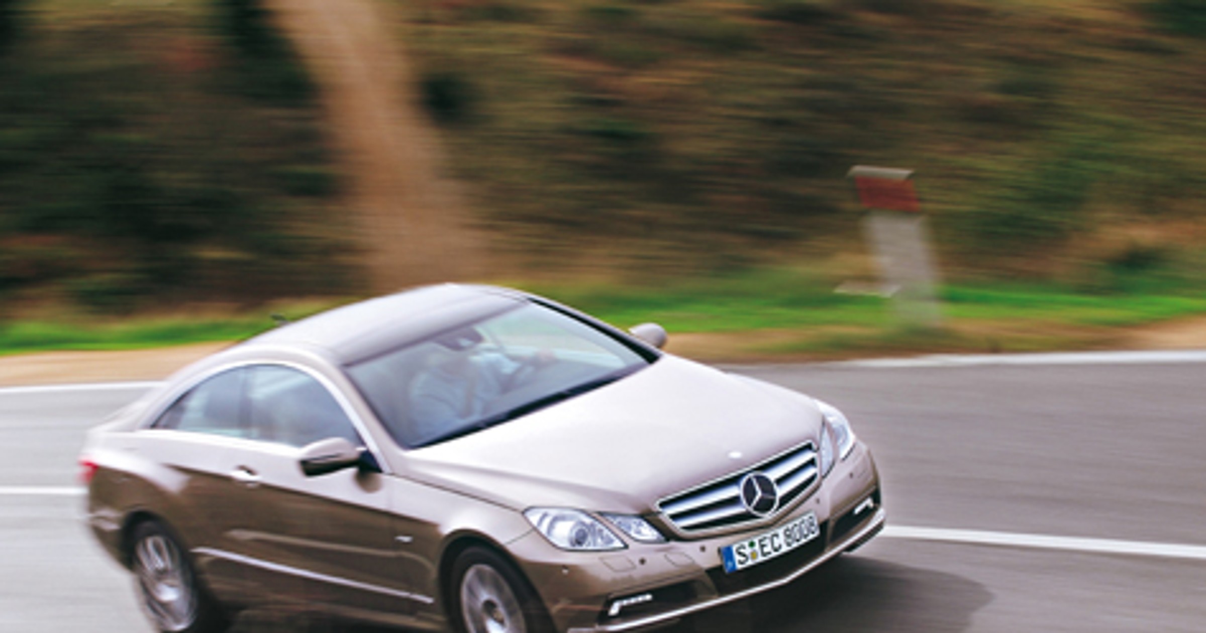 Mercedes E Coupé: Następca CLK podąża przetartą ścieżką