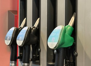 Znowu to robią. Już dziś benzyna i olej napędowy za 4,99 zł za litr. Wróciła promocja