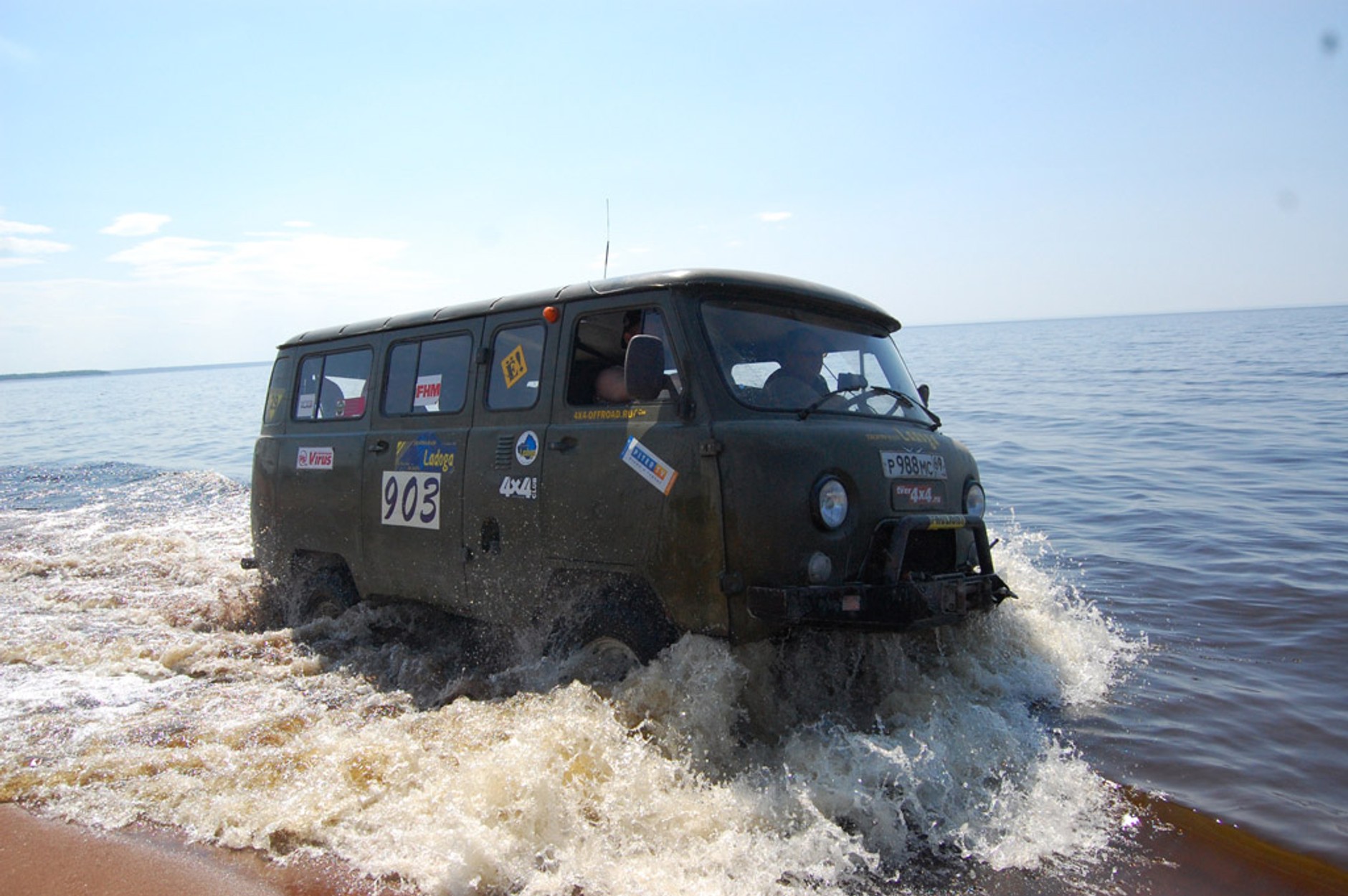 200 km wokół Ładogi