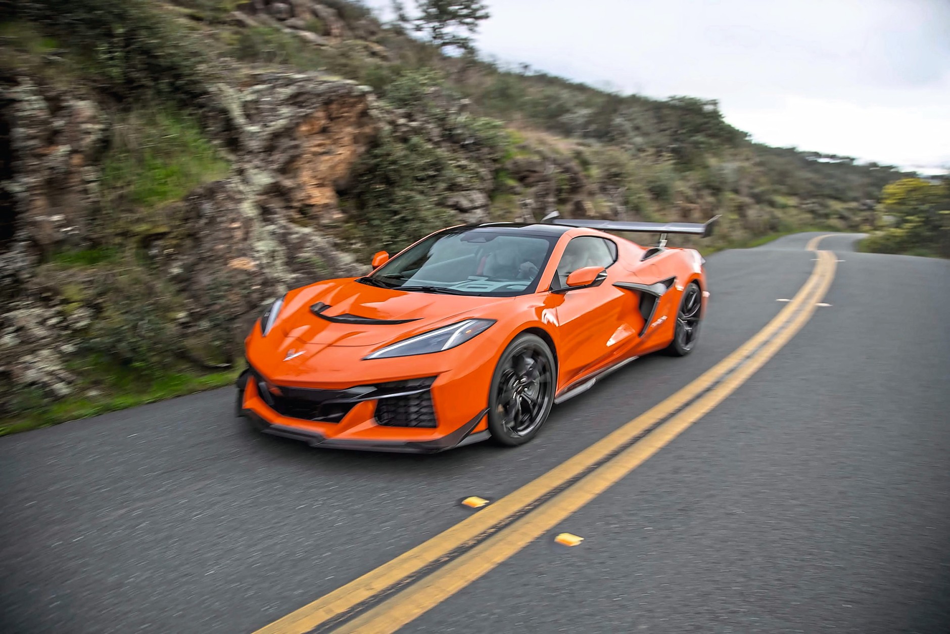 Corvette ZR1X – hybryda z V8