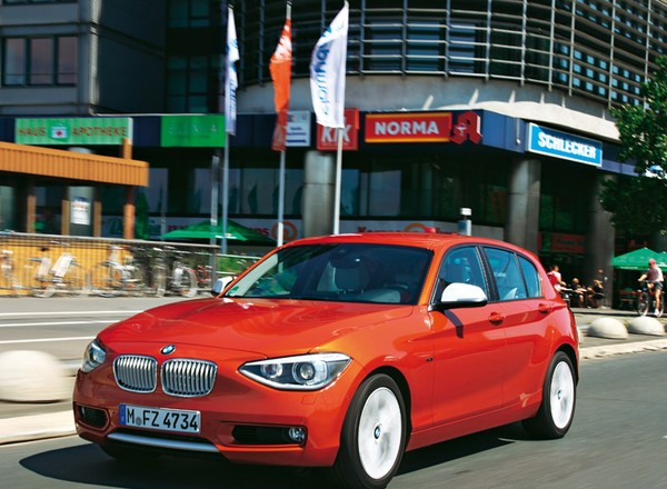 BMW 120d: BMW pełną gębą