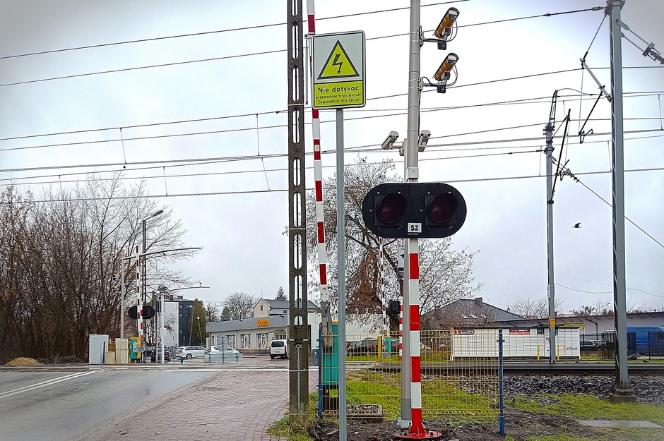 System Red Light (CANARD) na przejeździe kolejowym w Radomsku