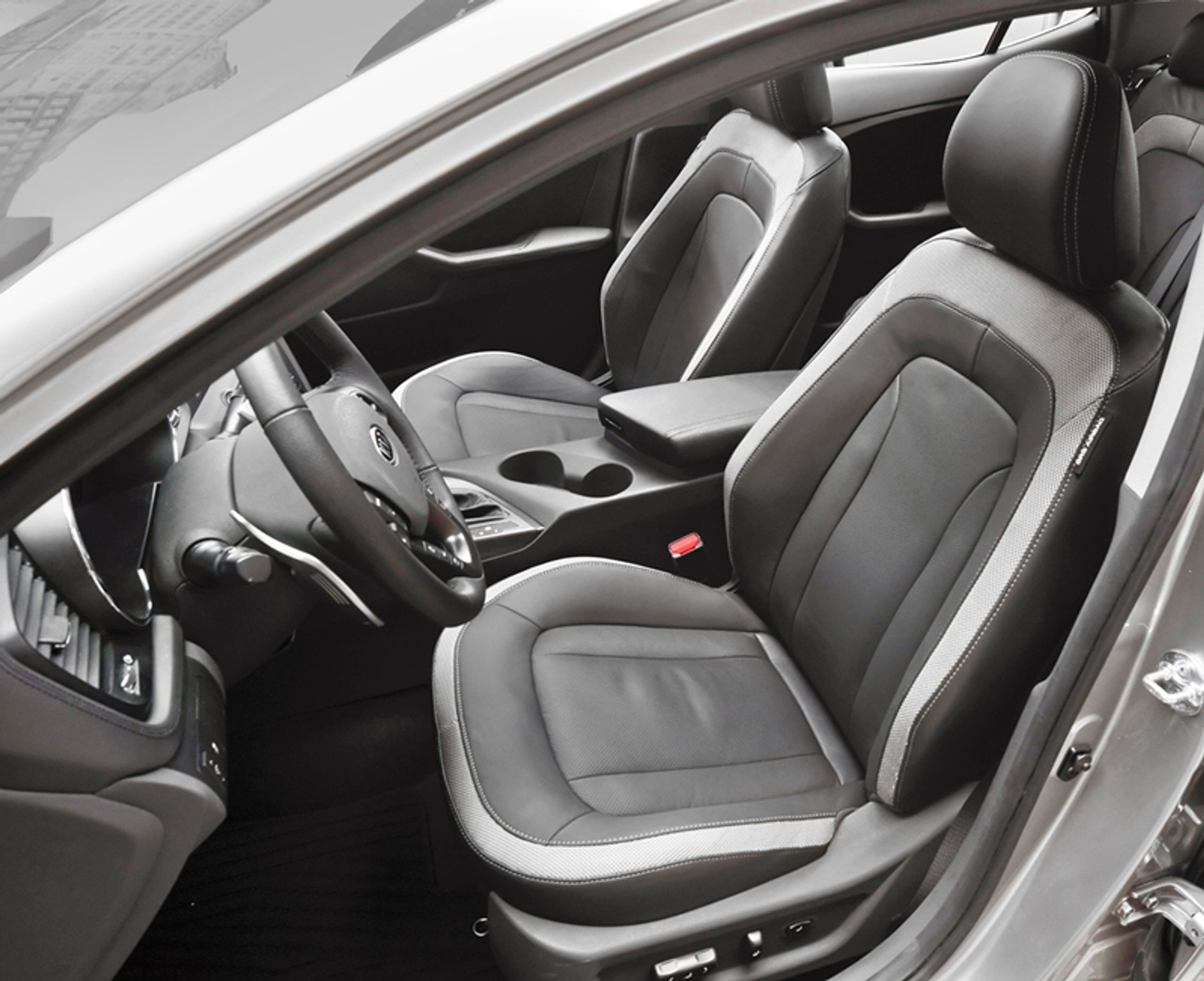 Kia Magentis powstała z myślą o miłośnikach jazdy – czyżby?!