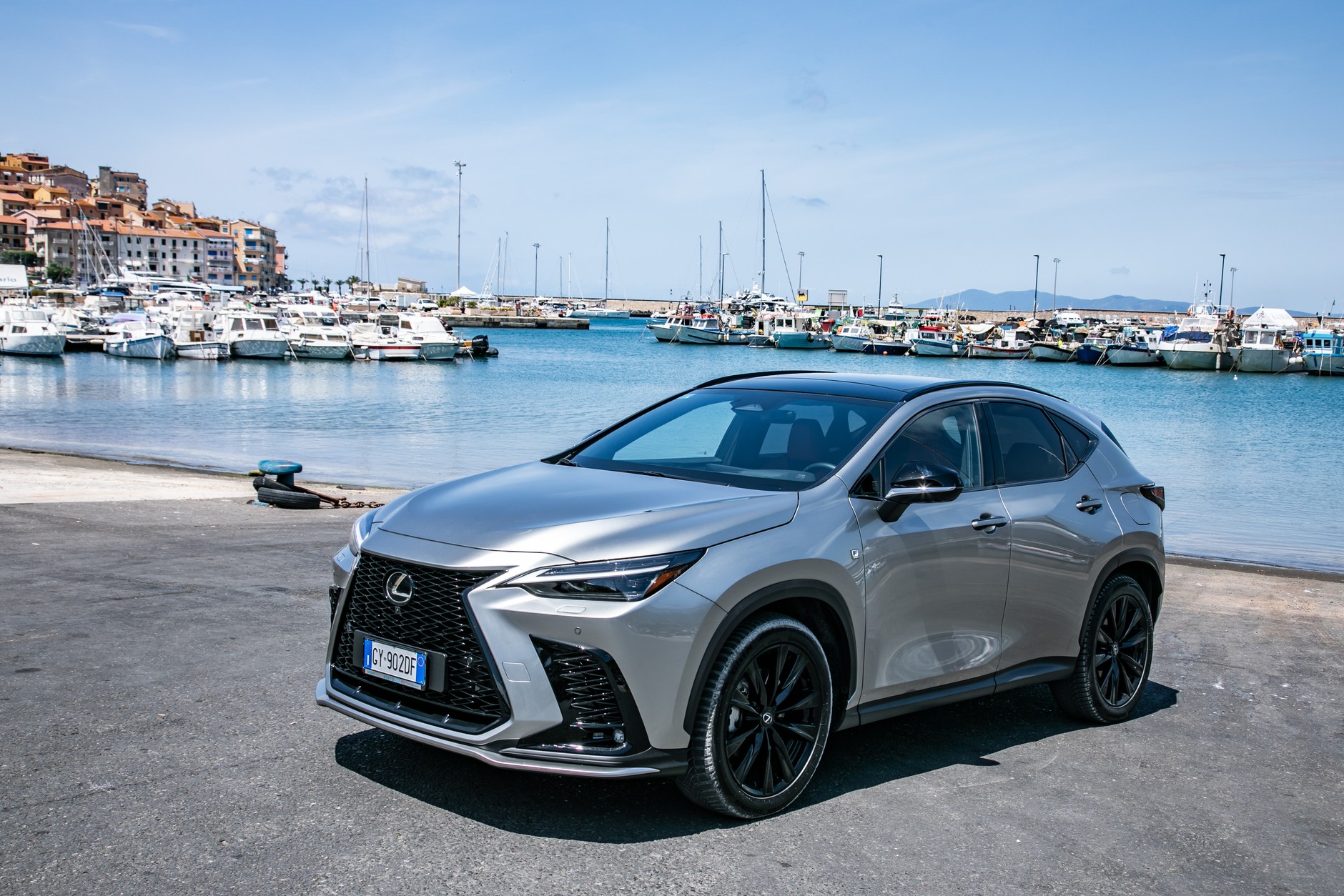 Lexus NX 450h+