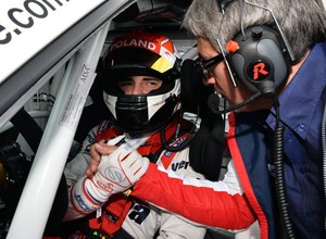 Czy Giermaziak wygra Porsche Supercup?