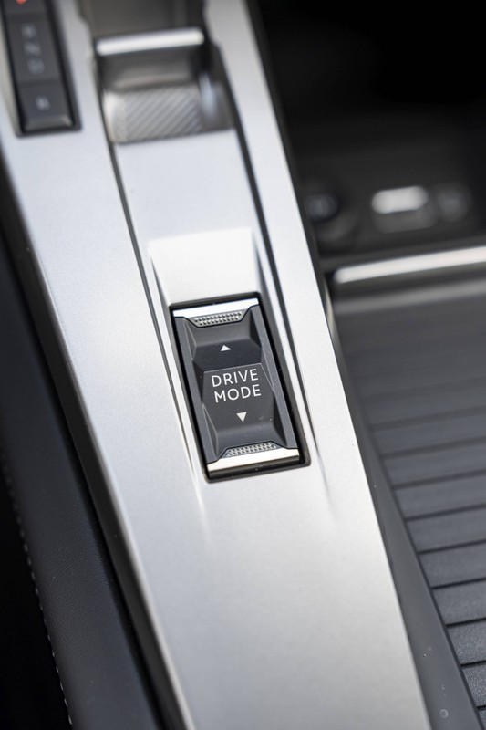 Test the Best – Peugeot 408