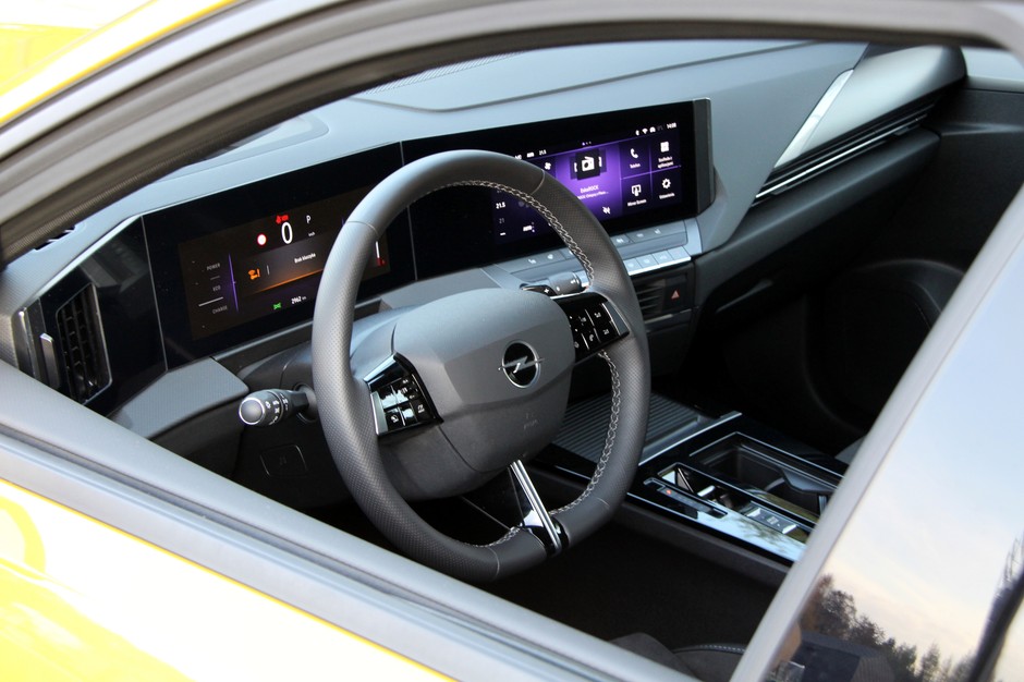 Opel Astra 1.2 Turbo Hybrid Ultimate