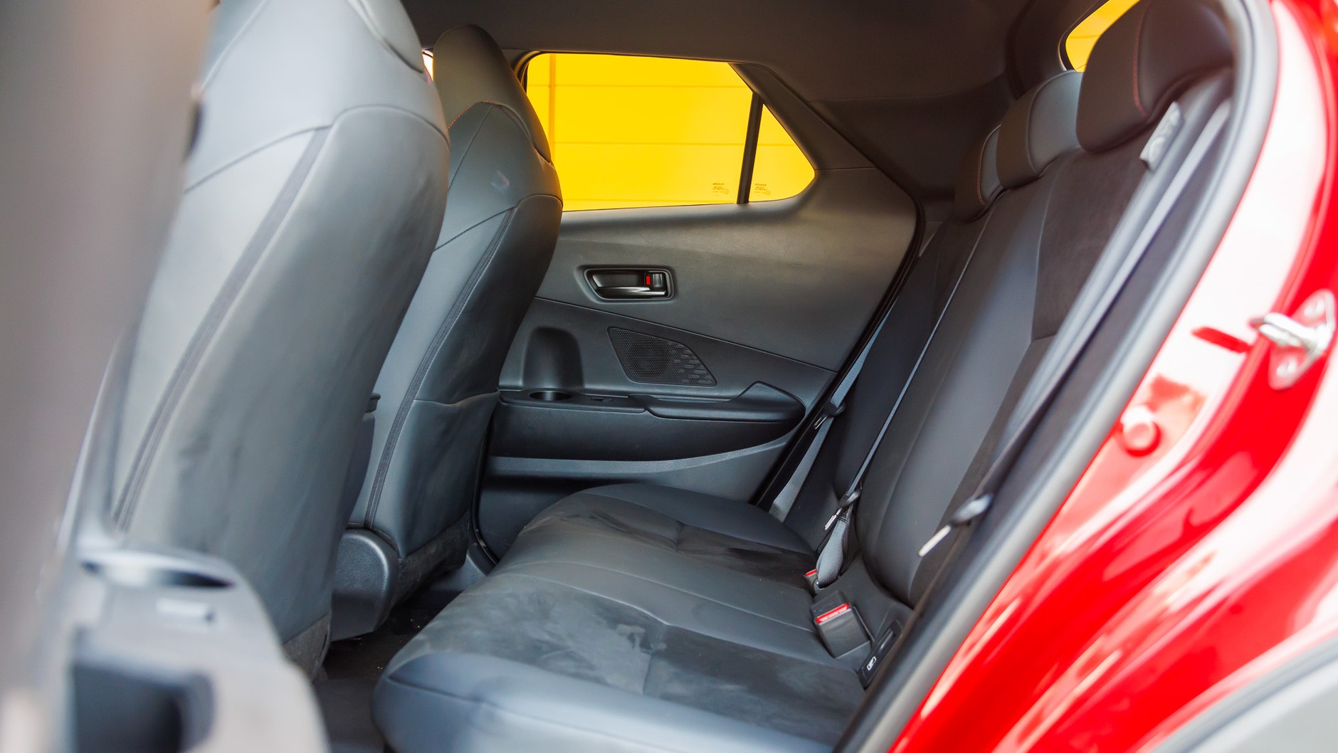 2024 Toyota C-HR PHEV