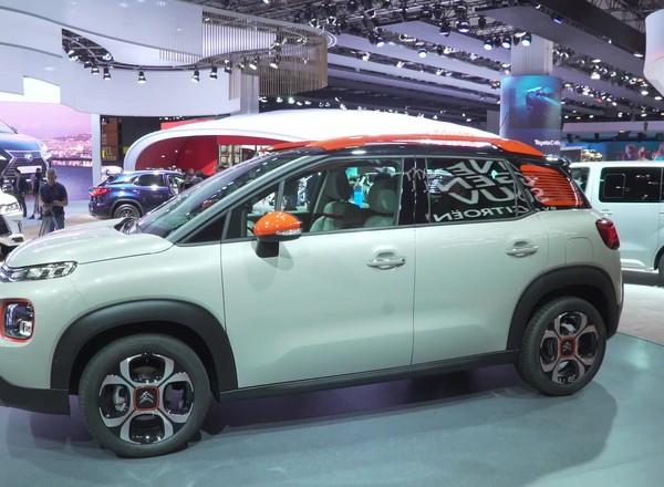 Citroen podczas salonu samochodowego we Frankfurcie