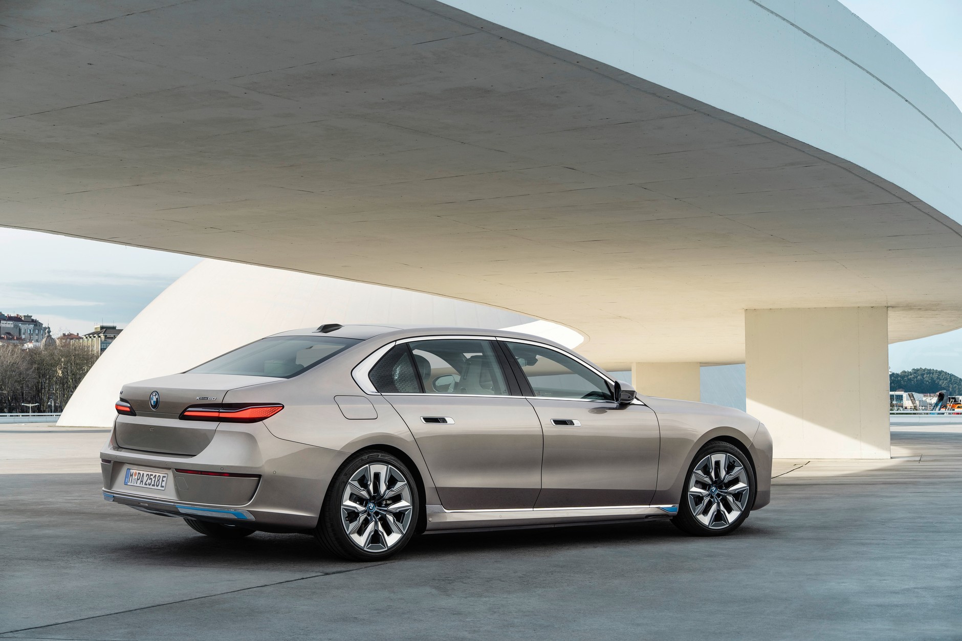 BMW serii 7 (siódma generacja; G70; od 2022 r.)