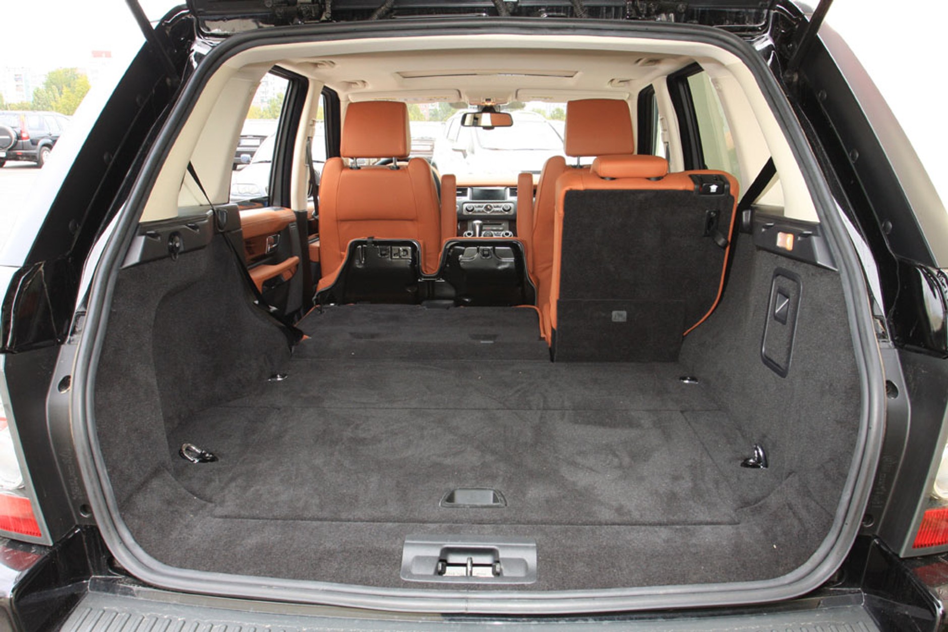 Land Rover Range Rover Sport: Terenówka zamiast limuzyny