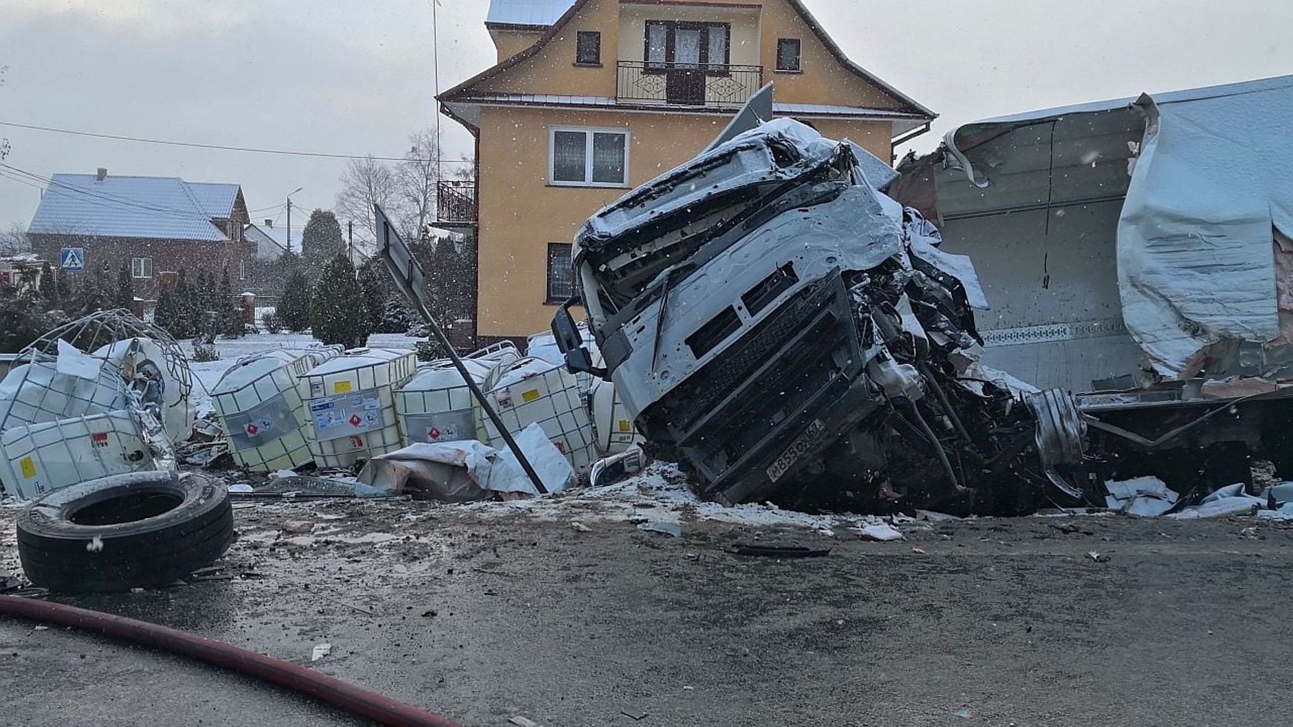 Zderzenie dwóch TIR-ów