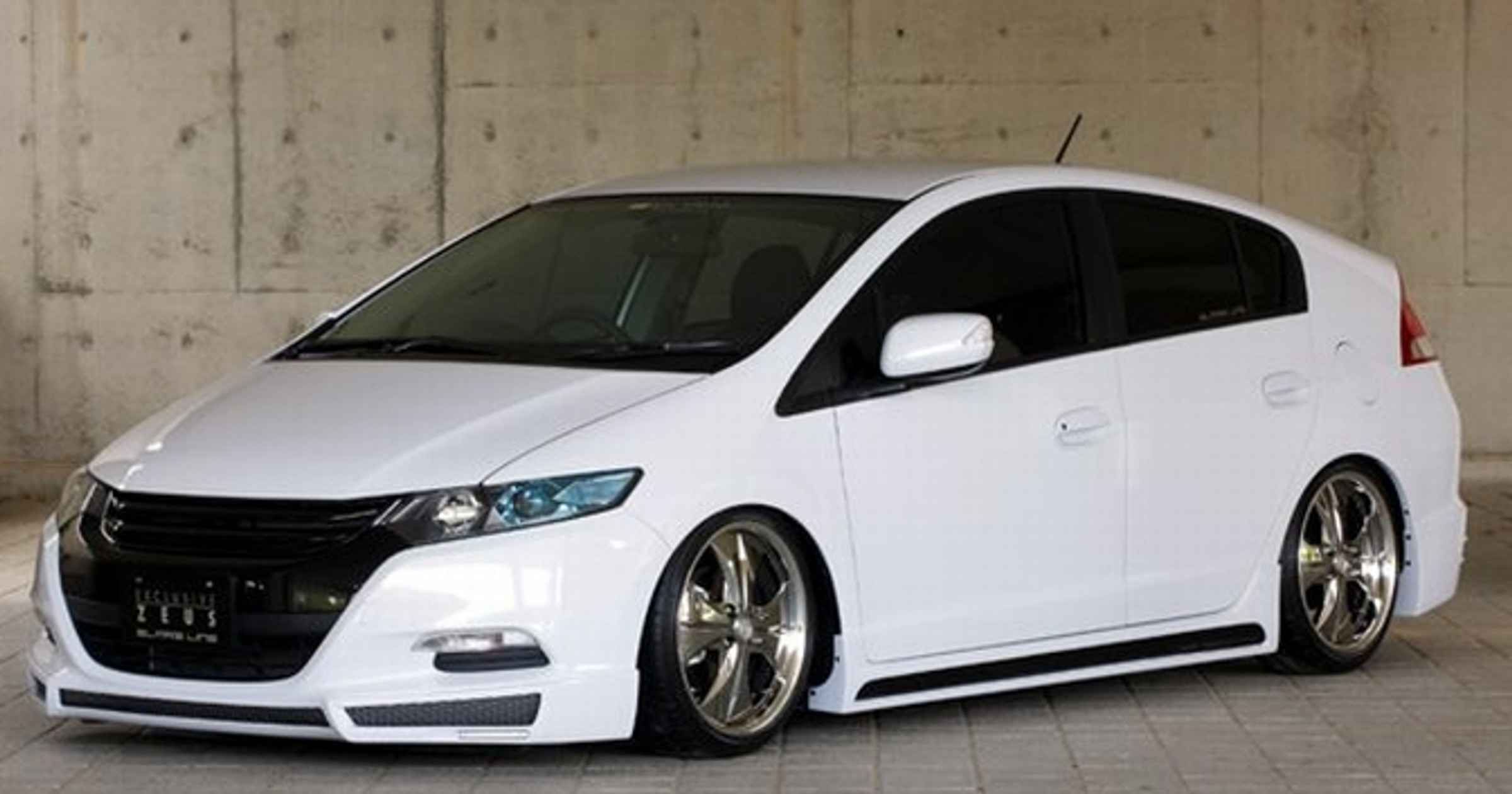 Honda Insight - Hybrydowy Lowrider