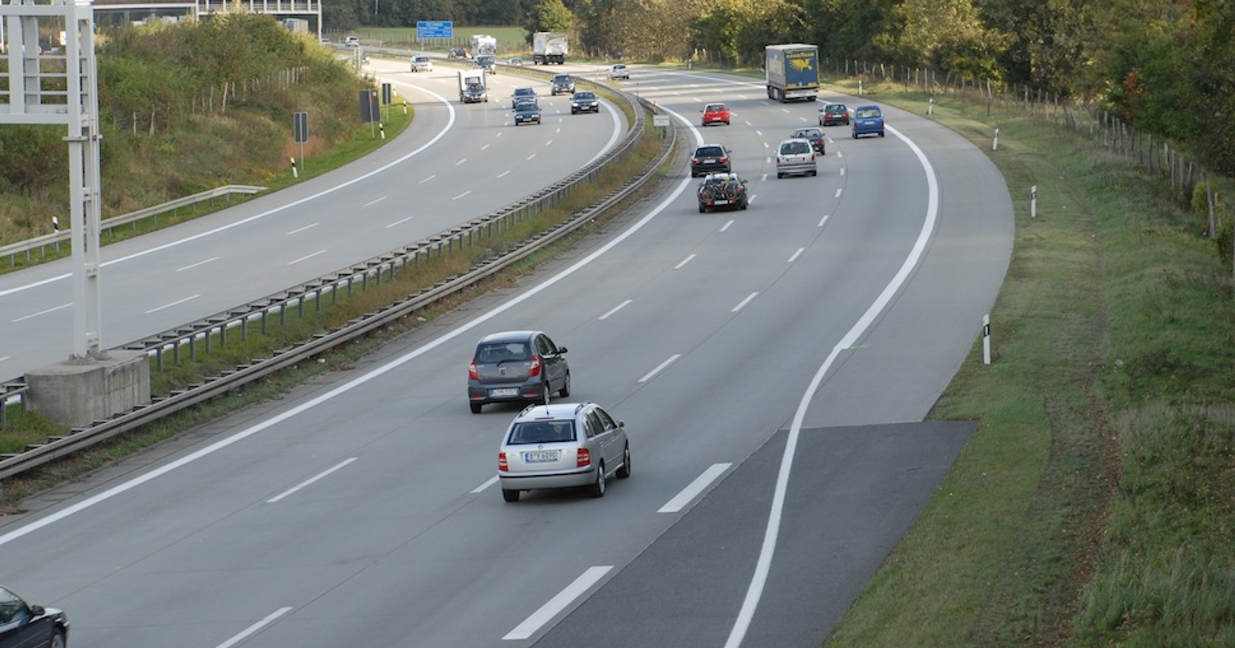 Do końca października 271 km nowych dróg szybkiego ruchu 