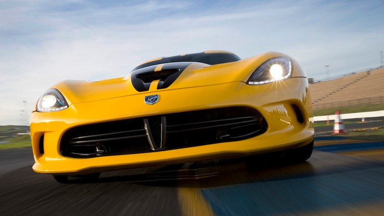 SRT Viper: amerykański drapieżnik