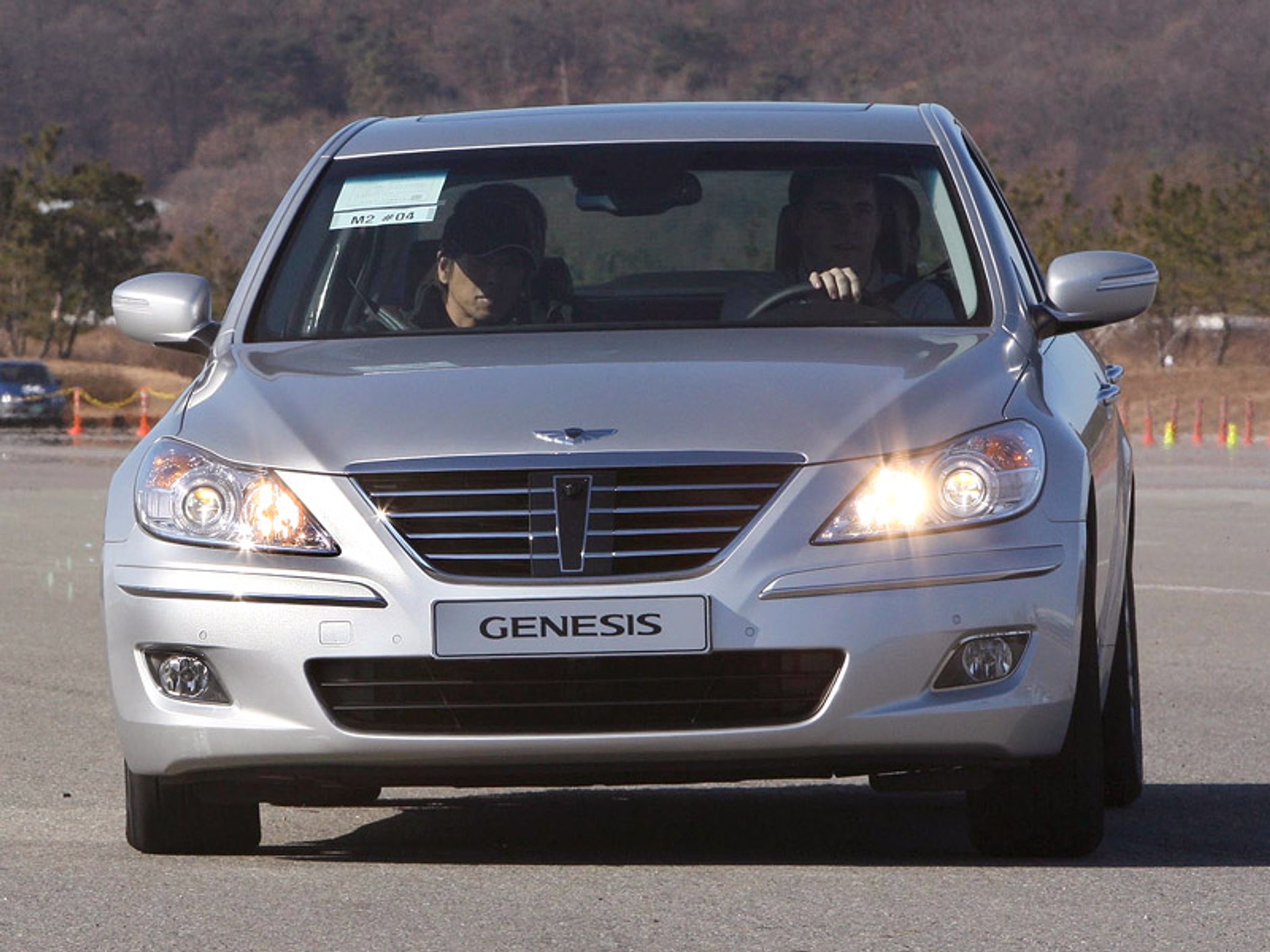 Hyundai Genesis – pierwsze oficjalne zdjęcia