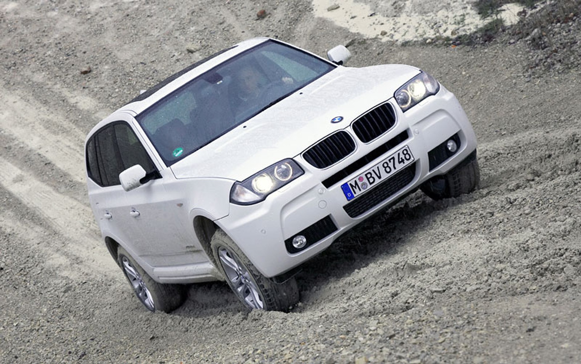 BMW X3 xDrive18d: nowy silnik wysokoprężny