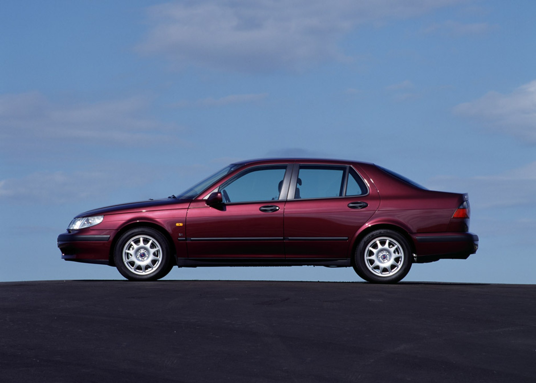 Saab 9-5: dużo stylu za małe pieniądze