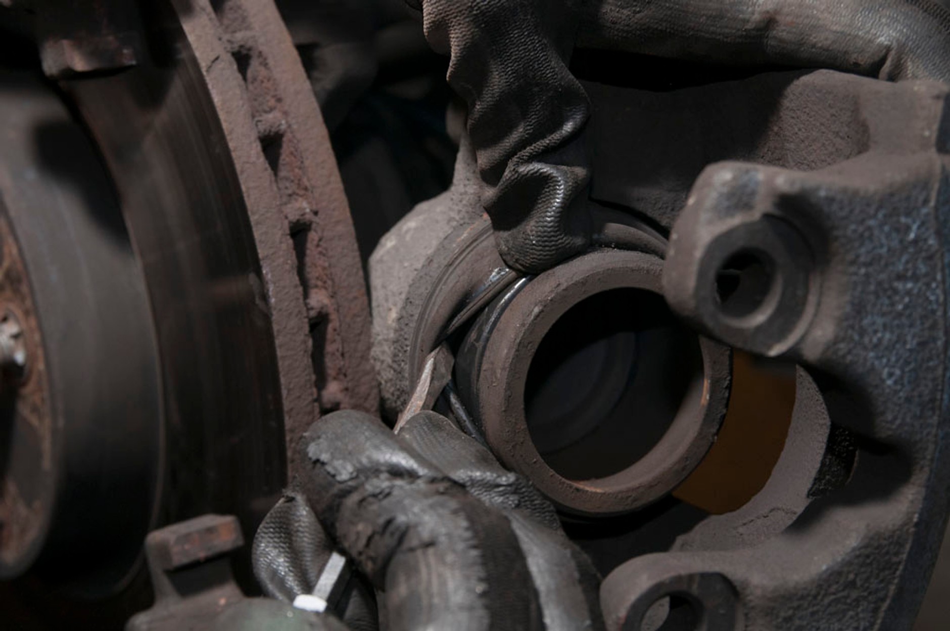 Samodzielna wymiana klocków i tarcz hamulcowych