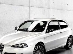 IAA Frankfurt 2007: Nowa Alfa 147 C’N’C