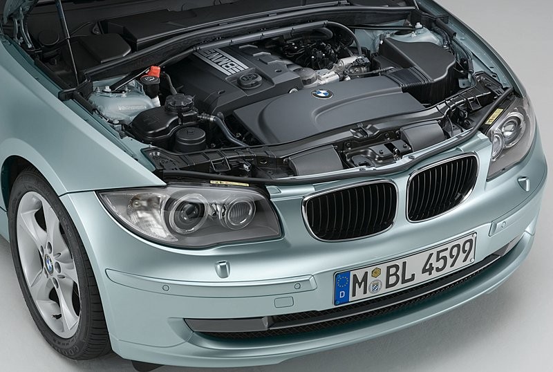 BMW serii 1: troje drzwi i facelifting
