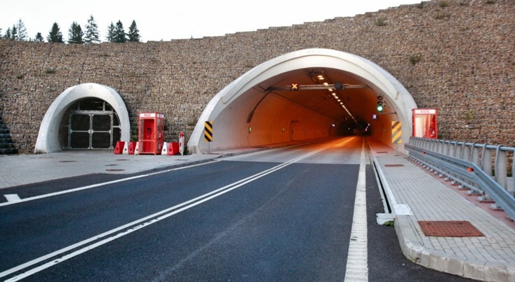 Tunel Emilia
