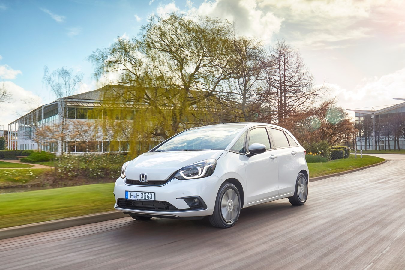 Honda Jazz – nowy, drogi maluch