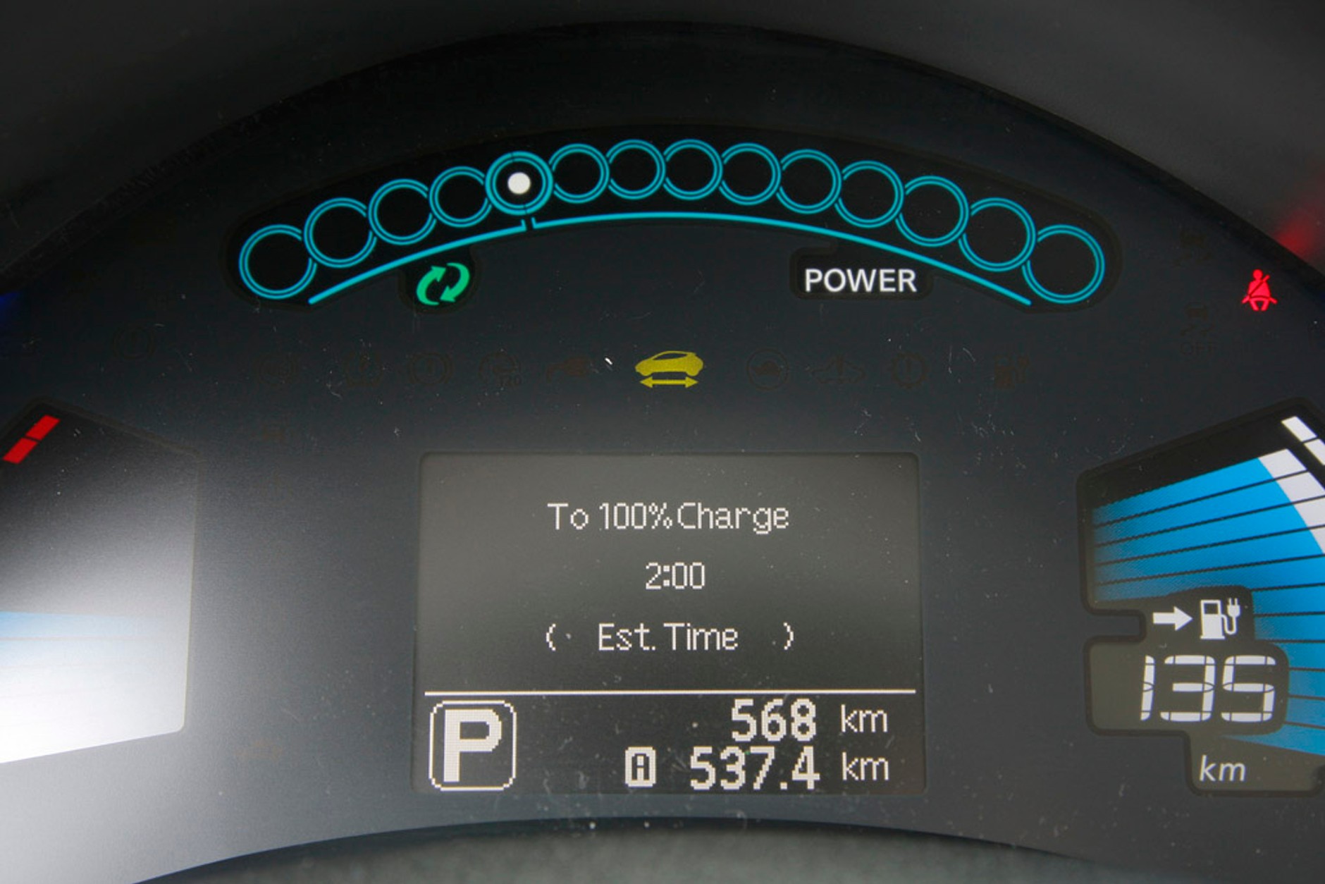 Test Nissana Leafa: jazda od gniazdka do gniazdka