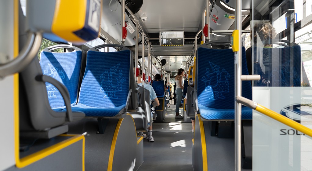 Wnętrze autobusu w Krakowie