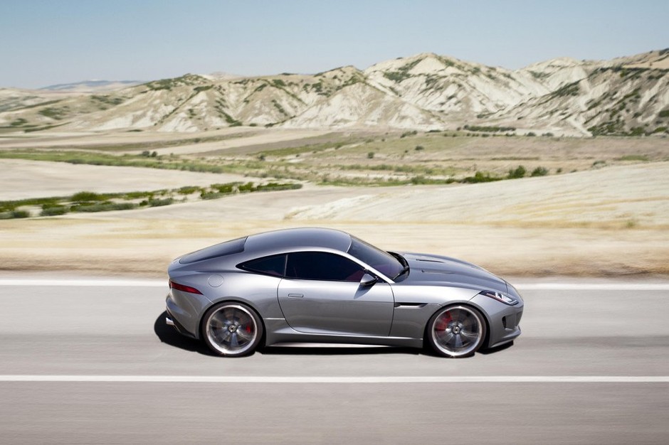 Jaguar C-X16 pokazuje pazury