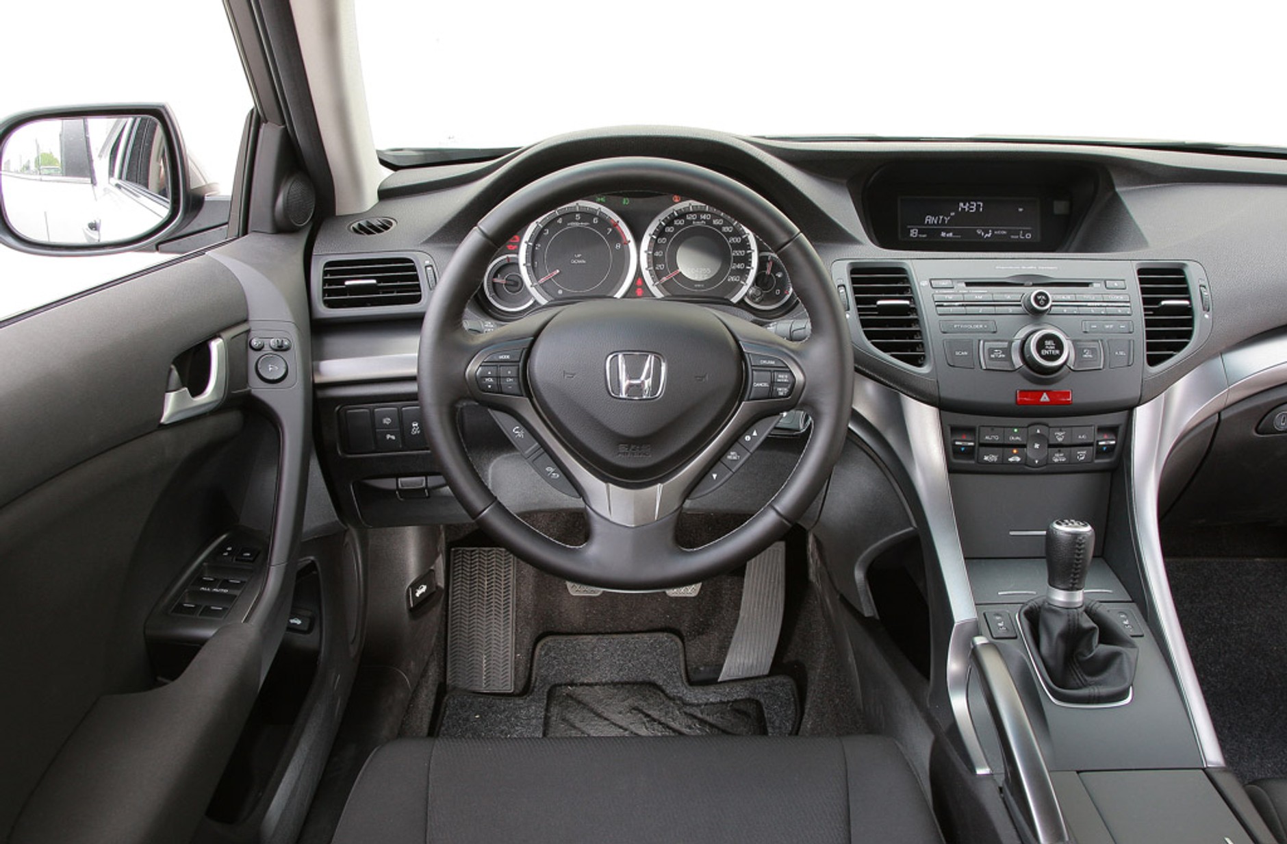 Honda Accord po wizycie u kosmetyczki