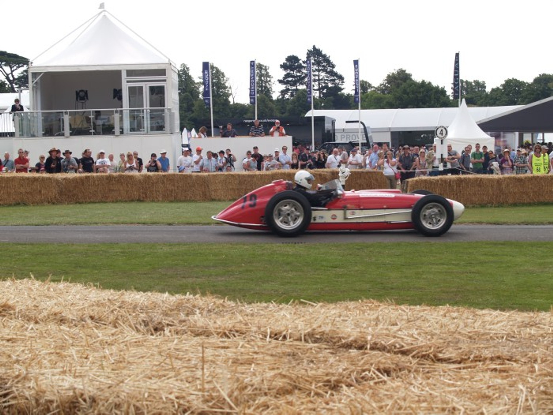2011 Goodwood Festival of Speed: wielki piknik u lorda w Goodwood
