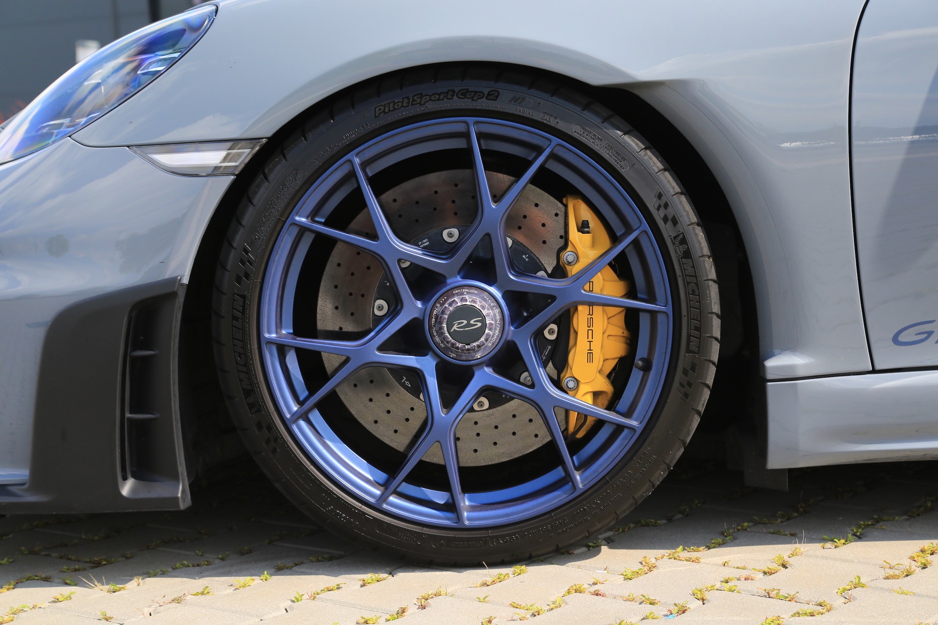 Porsche 718 Cayman GT4 RS (2022 r.; 982)