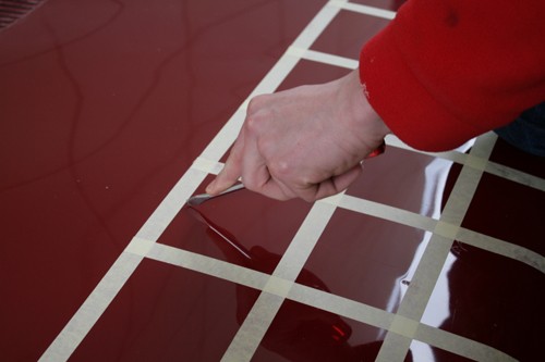 Czym skutecznie zamaskować rysy?