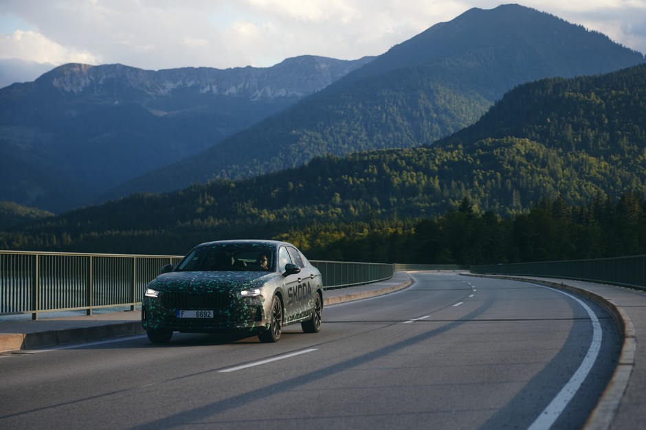 Škoda Superb 2024