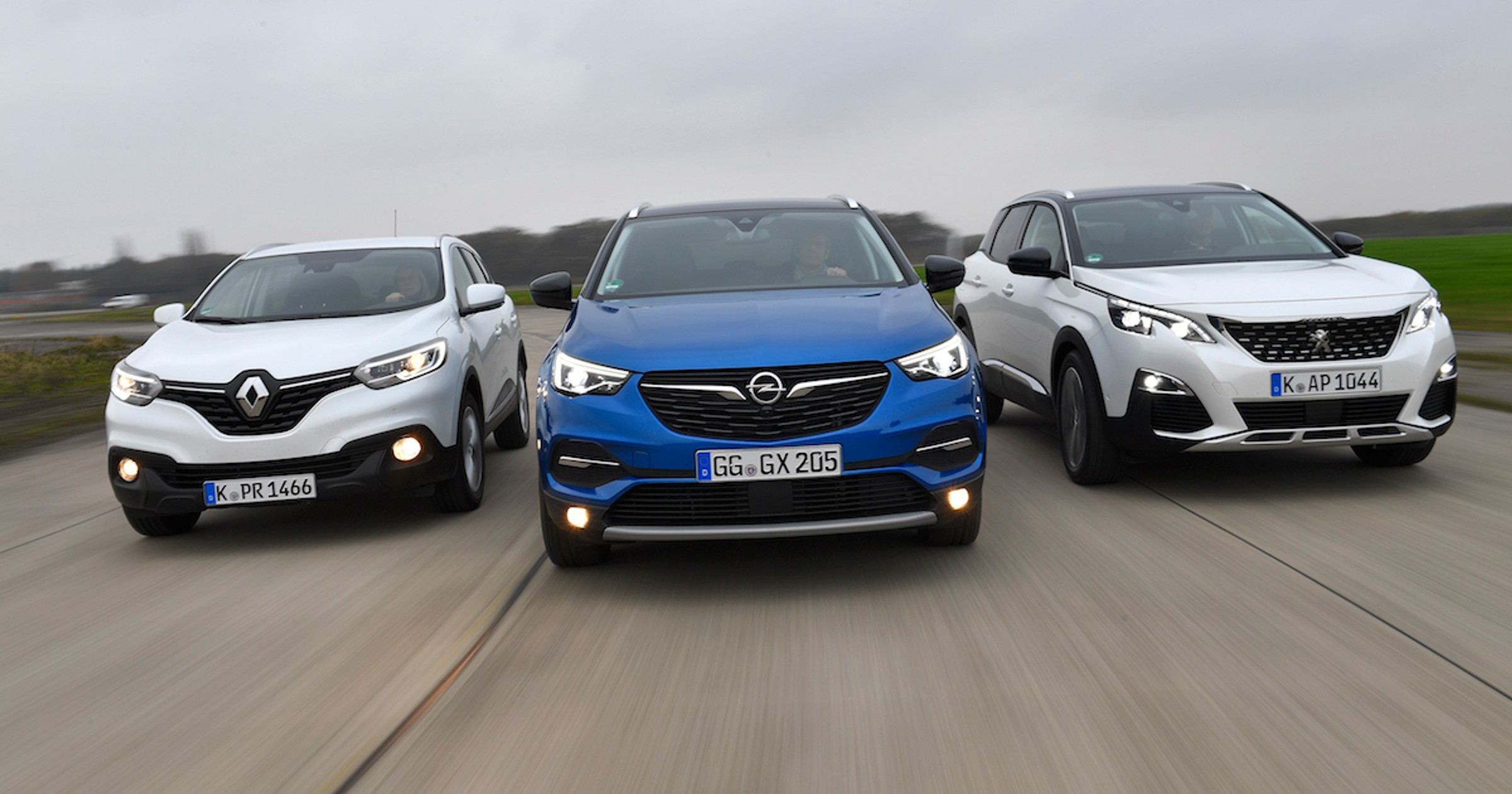 Opel Grandland X kontra Peugeot 3008 i Renault Kadjar