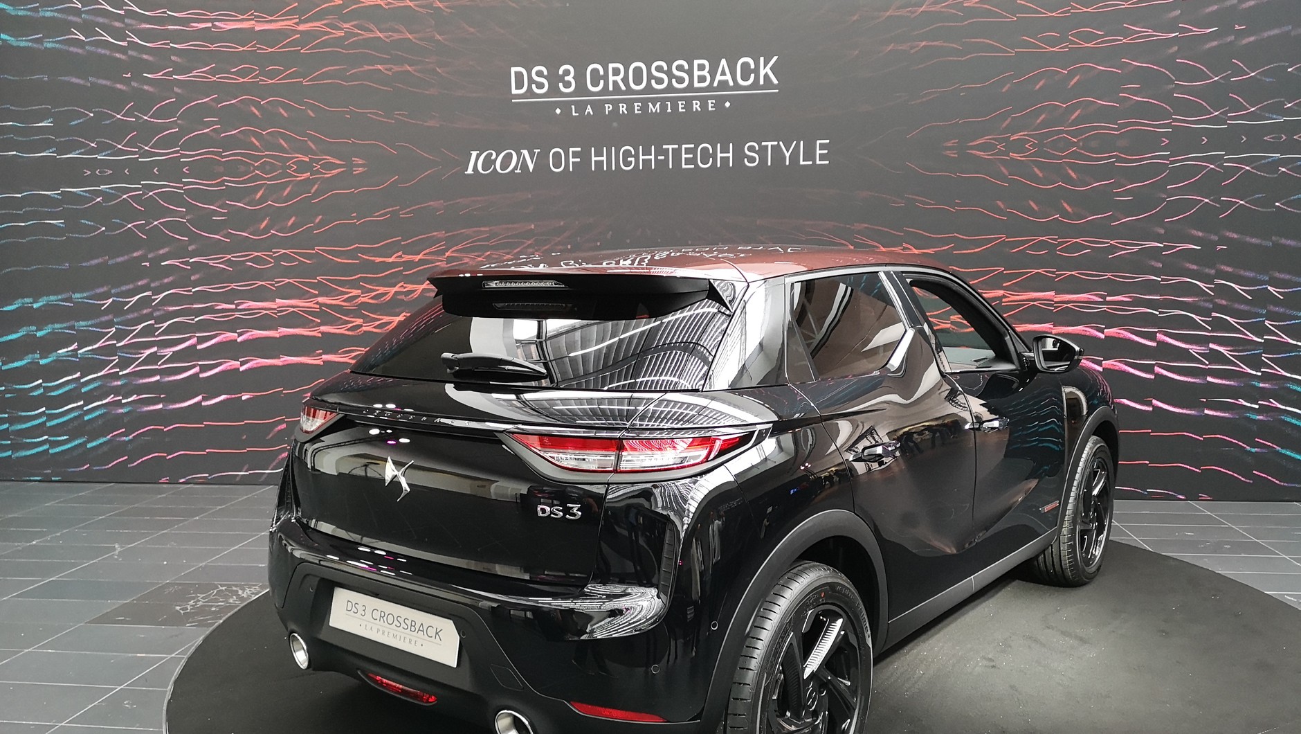 DS 3 Crossback - inauguracyjna wersja La Premiere