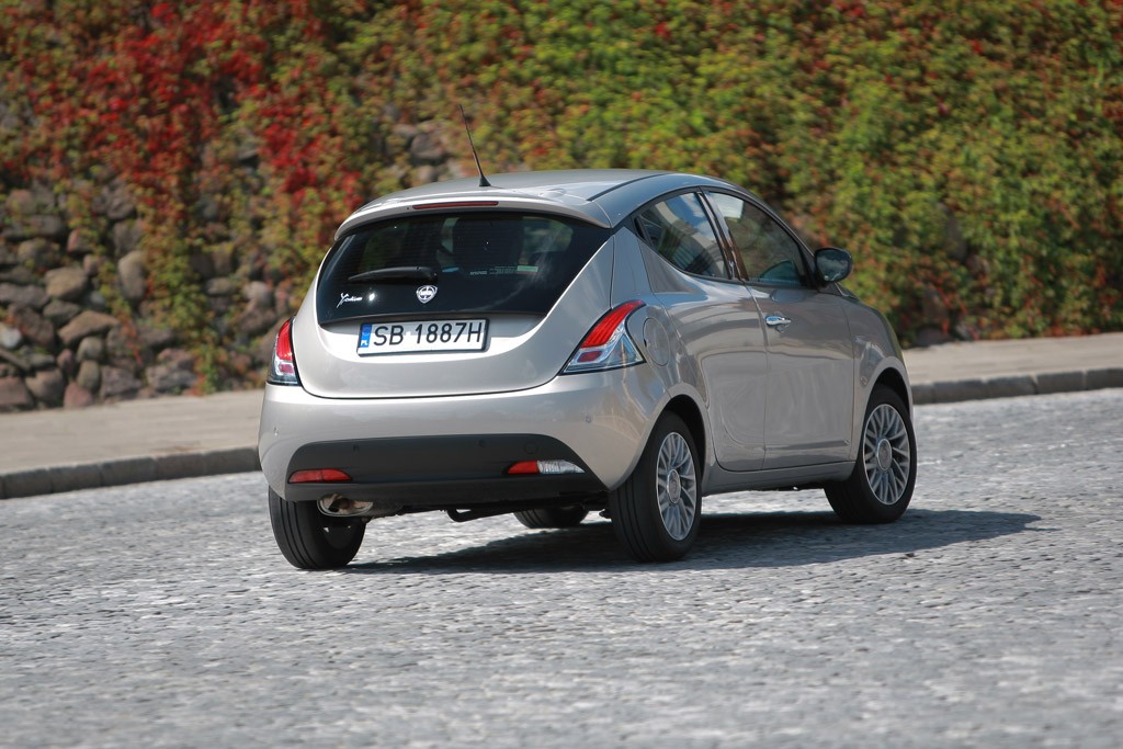 Lancia Ypsilon: jazda na dwa cylindry