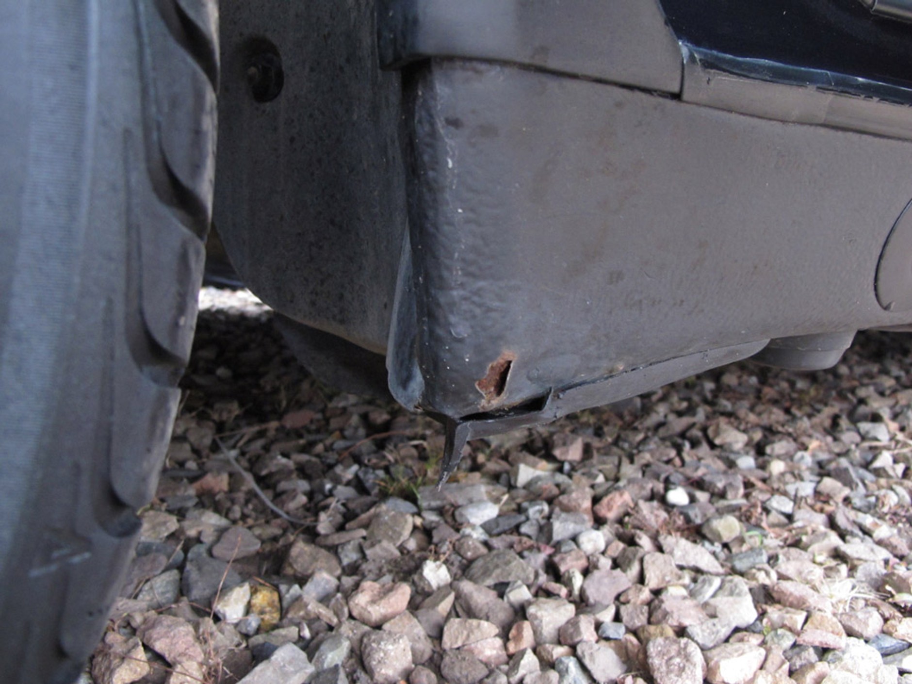 Jak sprawdzić stan nadwozia? Na co zwrócić uwagę podczas kupna używanego auta?