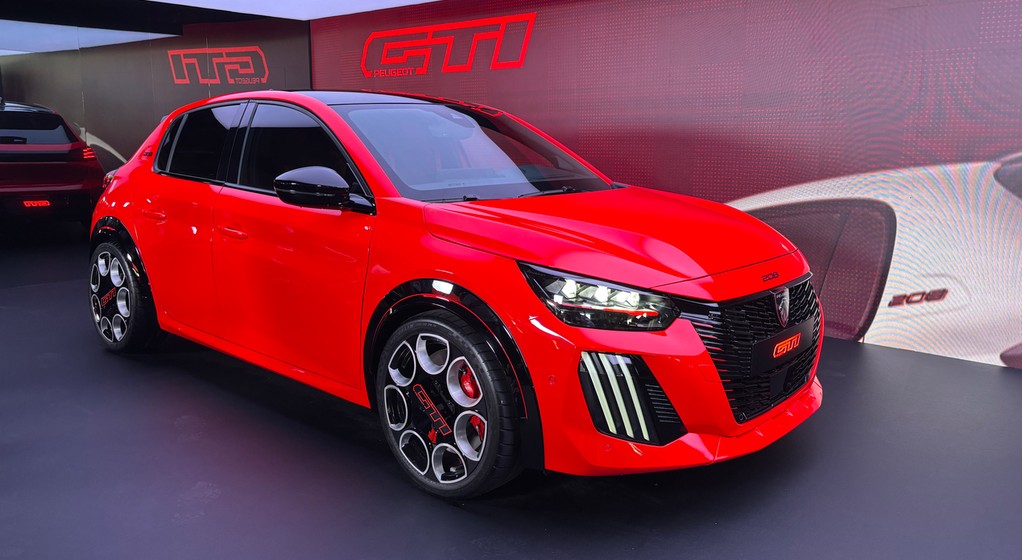 Peugeot e-208 GTi 2025