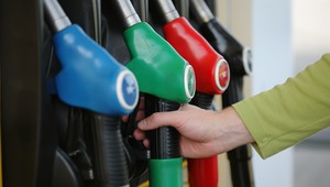 Ropa staniała. Będzie taniej na stacjach