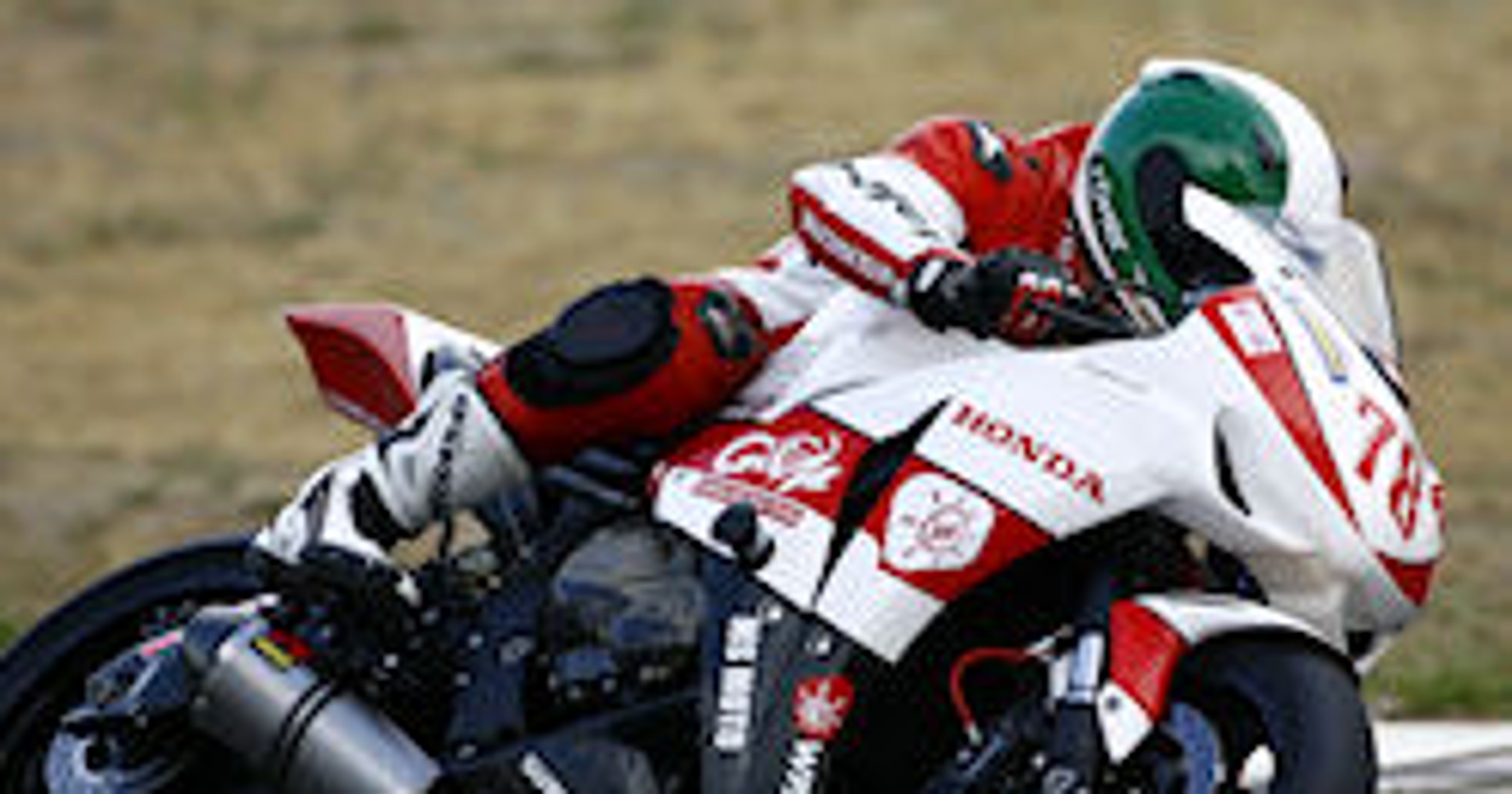 Motocykle: Grausam & Mańkowski Honda RT na podium