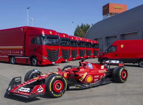Potężne ciężarówki dla Ferrari Scuderia HP. Będą wozić bolidy F1