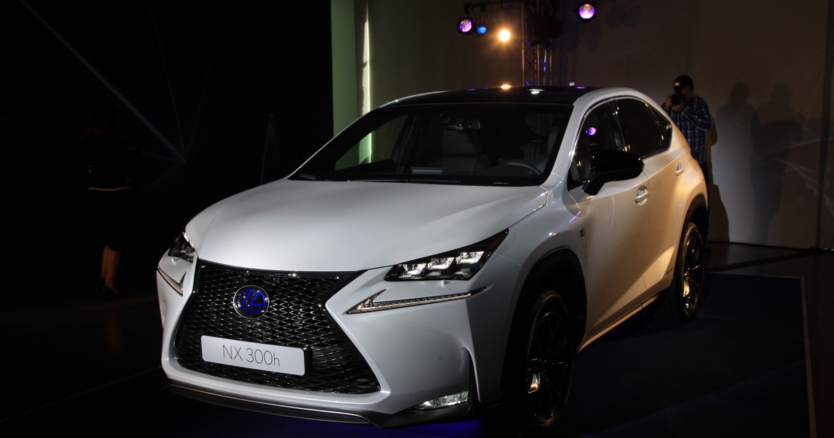 Lexus NX 300h