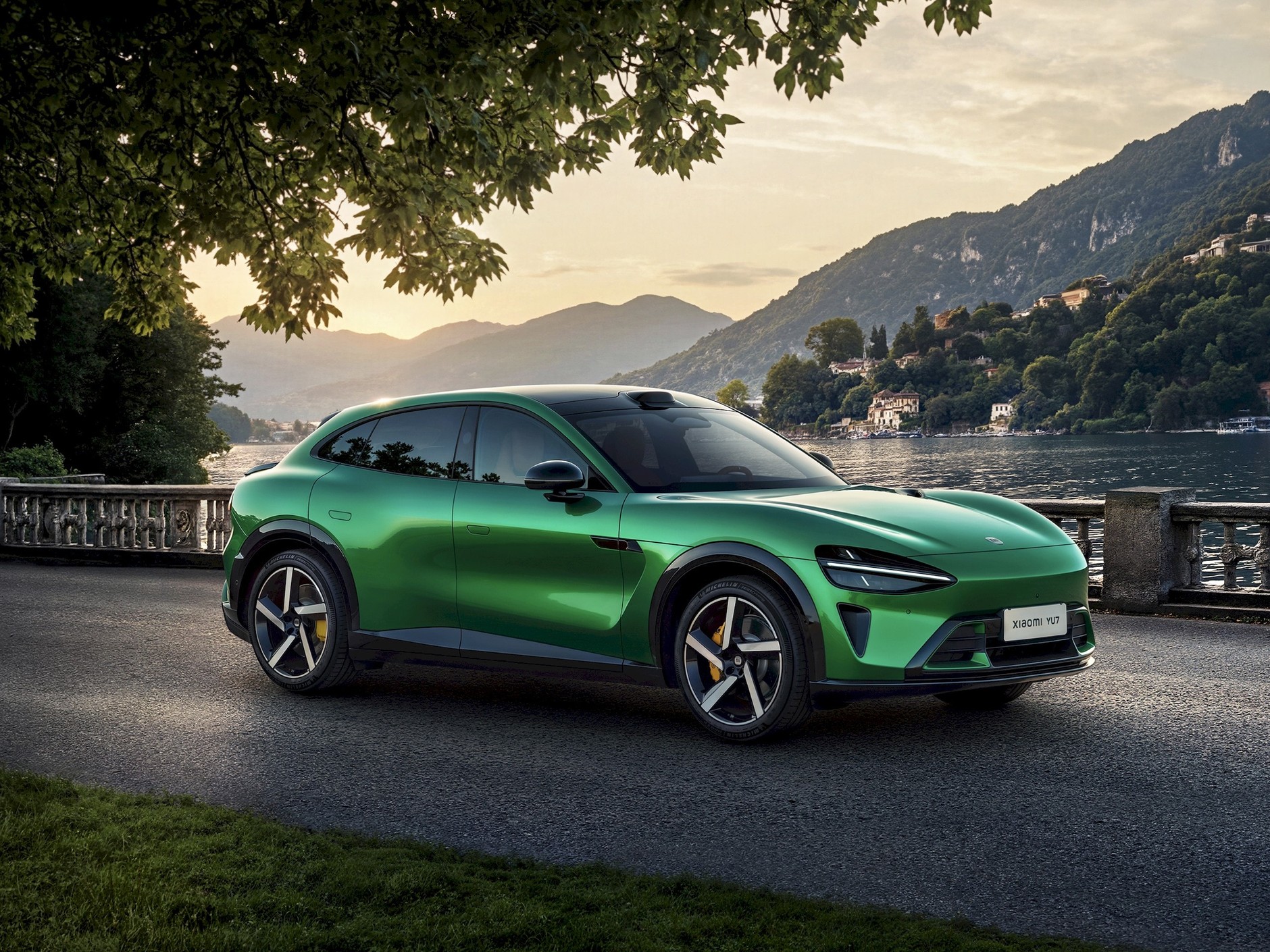 Luksusowy chiński SUV Xiaomi YU7