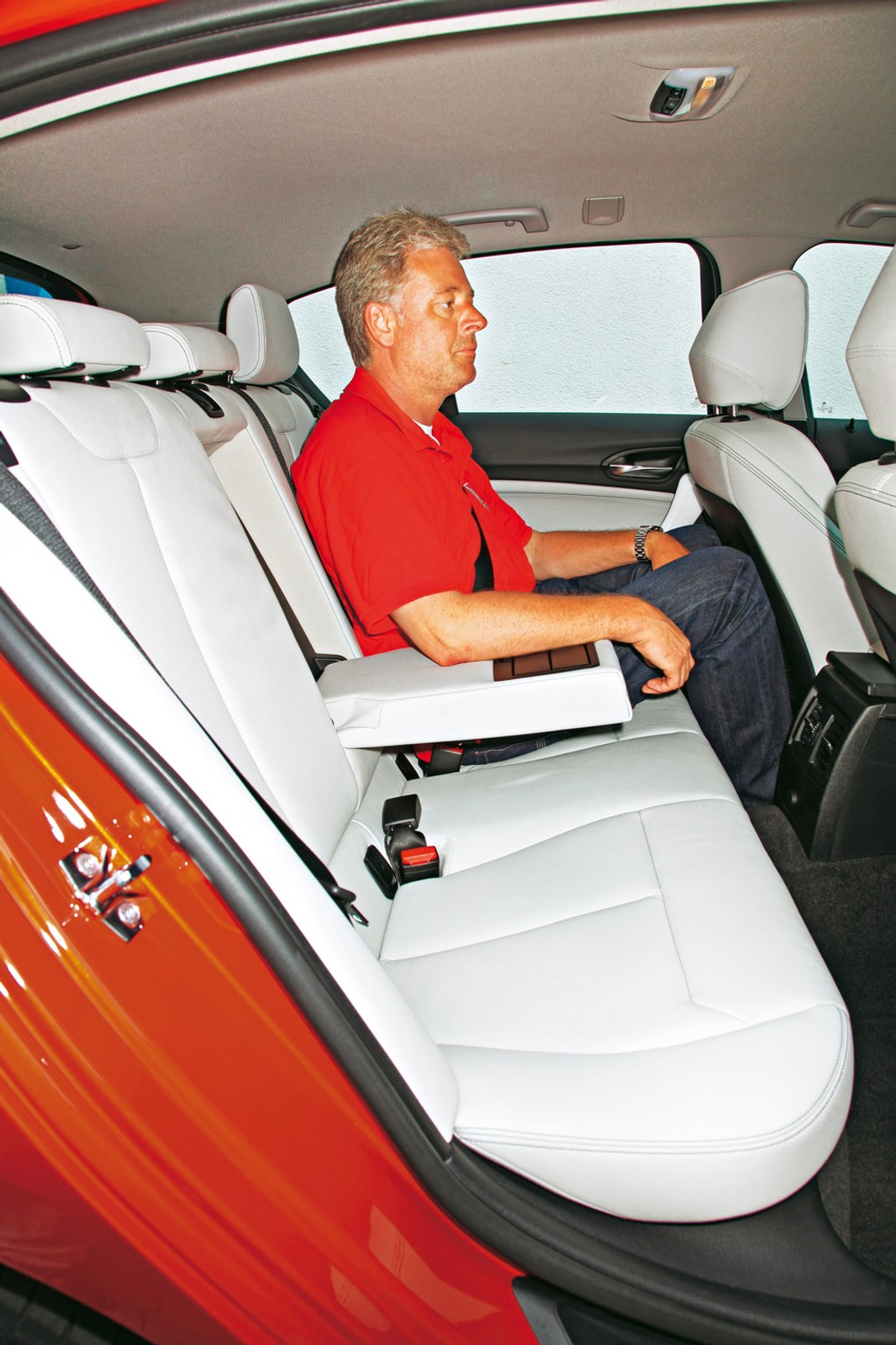 BMW 120d: BMW pełną gębą